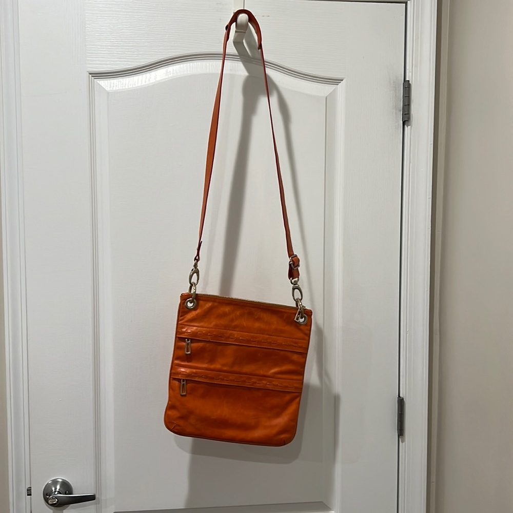 Last Call - Belen Echandia crossbody leather bag made in Italy